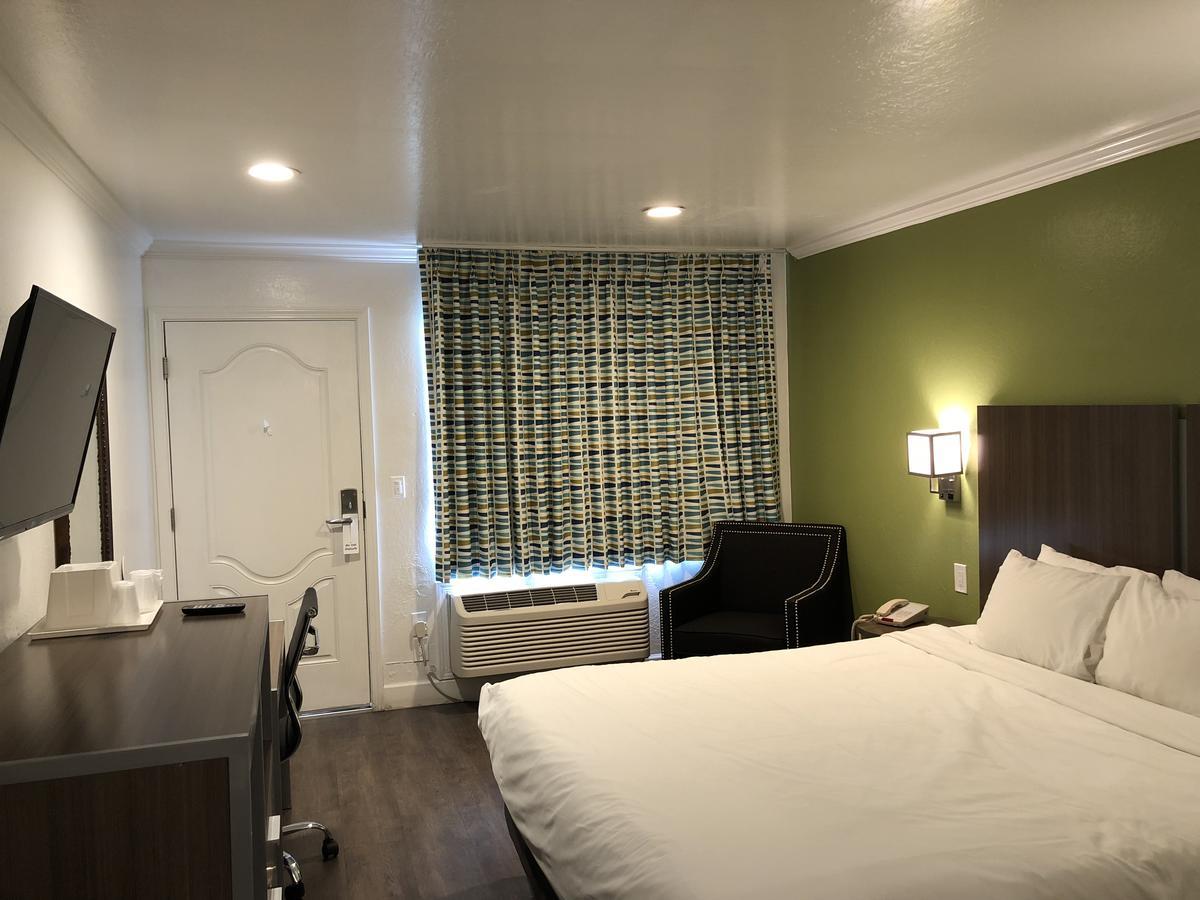 Gilroy Inn Экстерьер фото